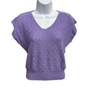Womens Lavender V Neck Short Sleeve Knit Sweater Top Textured Pattern Medium‎